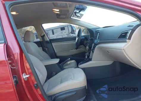 2018 Hyundai Elantra Sel z USA, uszkodzony, nr VIN 5NPD84LF8JH341605